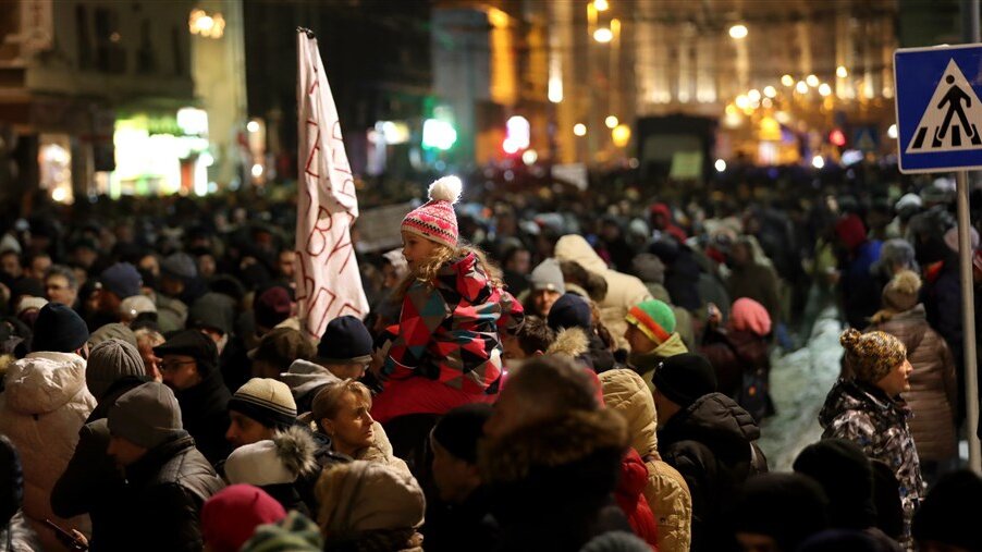 Pre četiri godine u ovo vreme hiljade ljudi bilo na ulicama Beograda: Podsetnik kroz fotografije iz januara 2019. 1