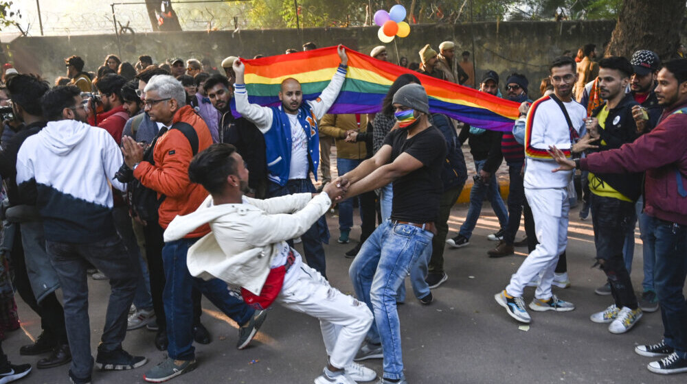 Više od 2.000 ljudi na LGBT maršu u Nju Delhiju 1