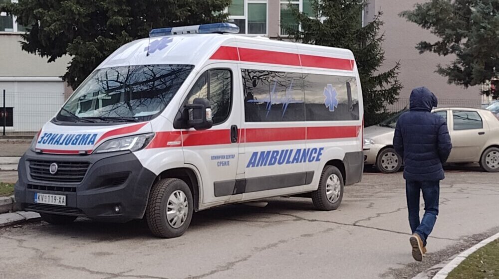Hitnoj pomoći u Kragujevcu javljali se pacijenti sa povredama i kovidom 1