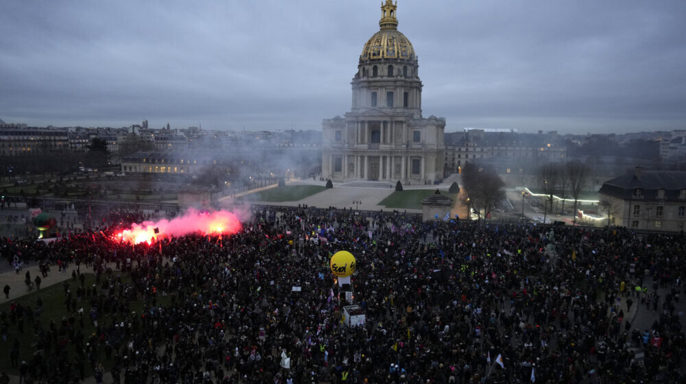 Ministarstvo: U Francuskoj 1,2 miliona demonstranata protiv reforme penzija, Sindikat: 2,8 miliona 1