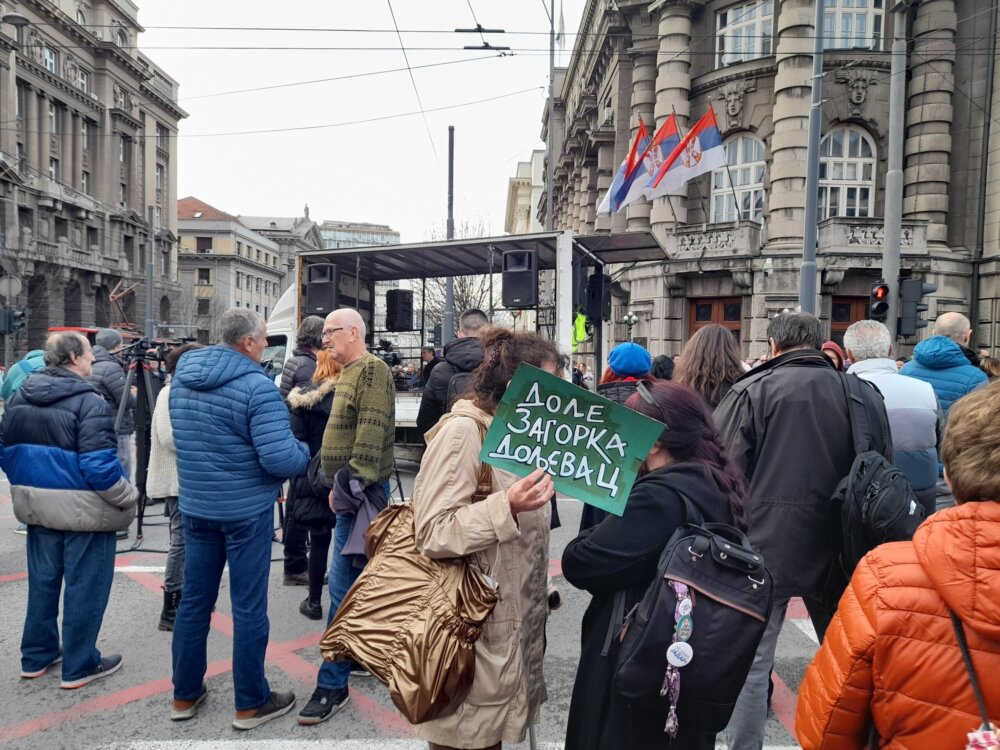 "Buđenjem" Zagorke Dolovac okončan protest podrške tužiteljkama, saobraćaj normalizovan 2