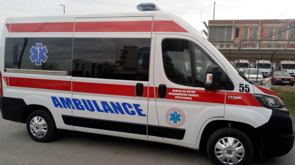 Hitna pomoć: U saobraćajnoj nesreći u Bulevaru patrijarha Pavla u Beogradu teško povređen muškarac 1