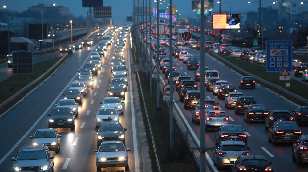 Pojačan saobraćaj u gradovima: Vozači neka se pripreme na gužve 1
