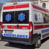 Hitnoj pomoći u Kragujevcu javljali se pacijenti sa pritiskom, nesvesticama i u alkoholisanom stanju 9