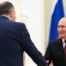 Dodik hteo da poljubi Putina, ovaj se izmakao (VIDEO) 3