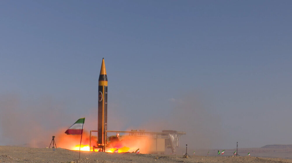 Iran predstavio balističku raketu dometa 2.000 kilometara 1