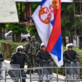 Srbija i Kosovo: Mirno posle žestokih sukoba, NATO raspoređuje dodatne snage, Amerika kažnjava Prištinu 3