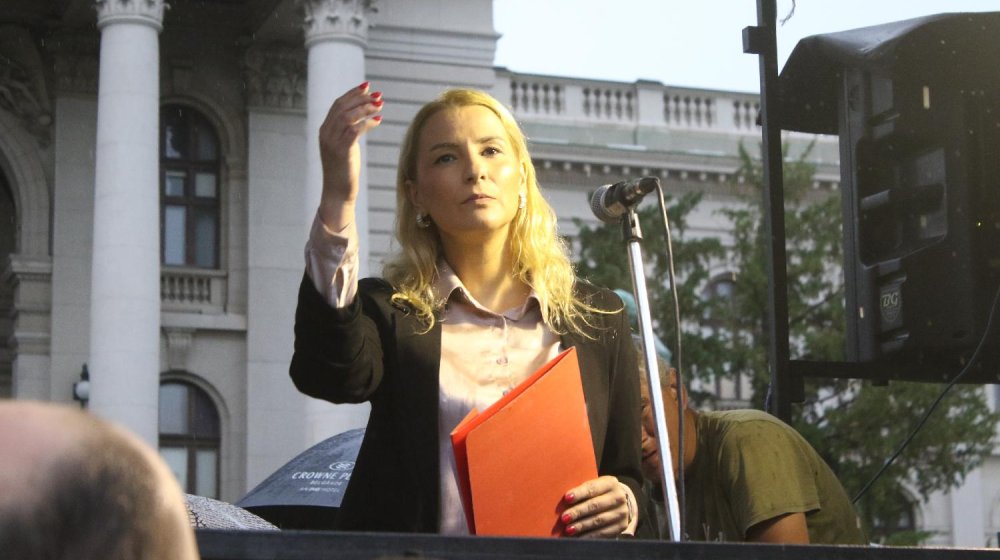 Subotičanka koja je odbila da ide na miting SNS-a: Sudija namerno odugovlači postupak za mobing 1