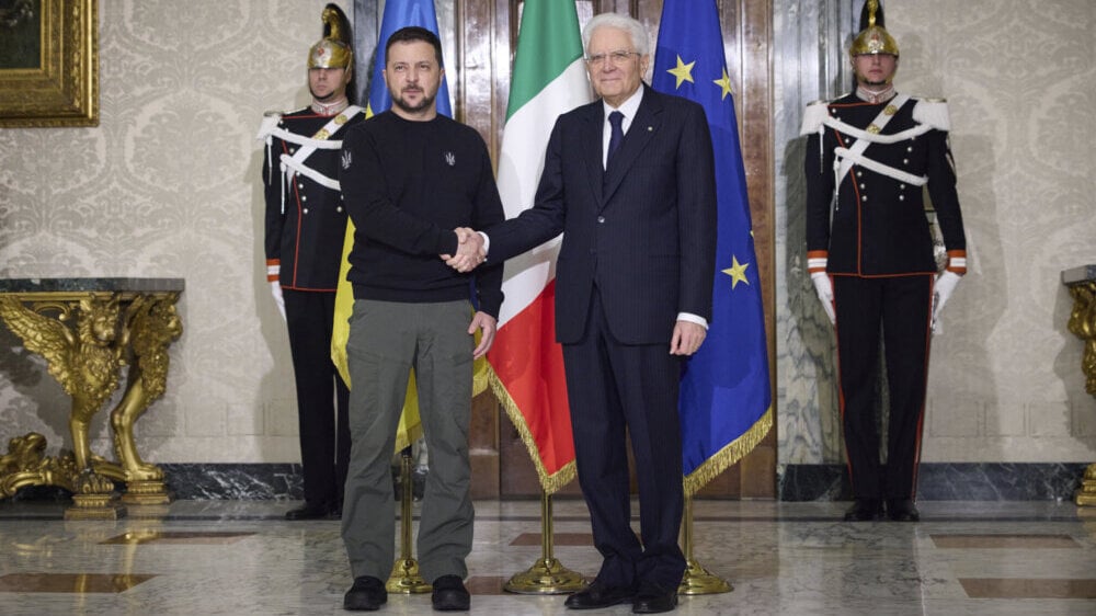 Il presidente italiano ha detto a Zelenskyj di continuare a sostenere Kyiv – World