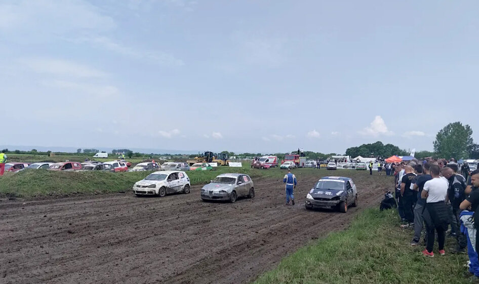 Održano auto-kros takmičenje za „Veliku nagradu Srema“ 1