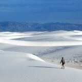 Nestvarni prizori: Ovako izgleda najveća pustinja sa belim peskom na svetu 5