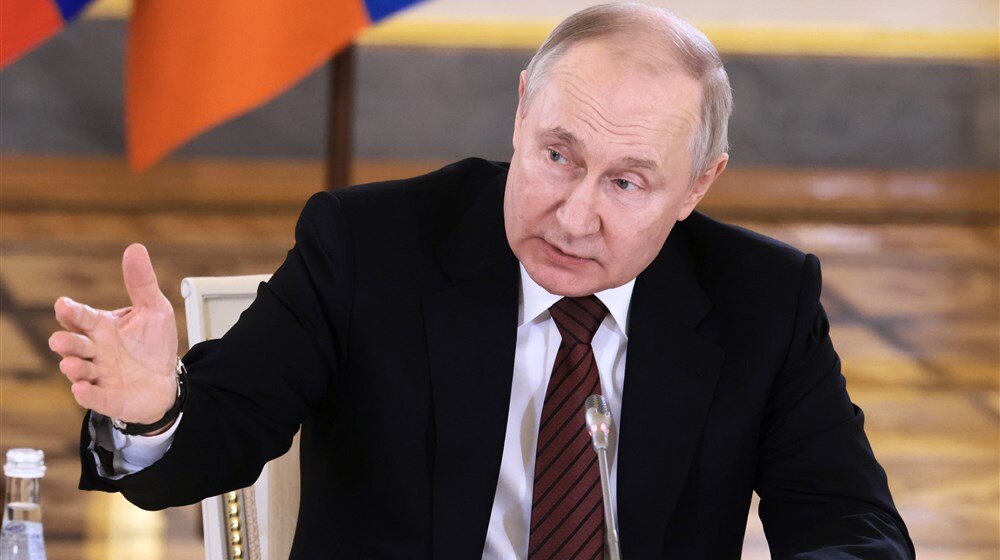 (VIDEO) Šta je poručio lažni Putin u svom obraćanju? 1