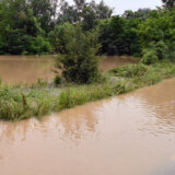 Proglašena vanredna situacija na delu teritorije grada Leskovca, zbog poplava evakuisano 11 ljudi 7