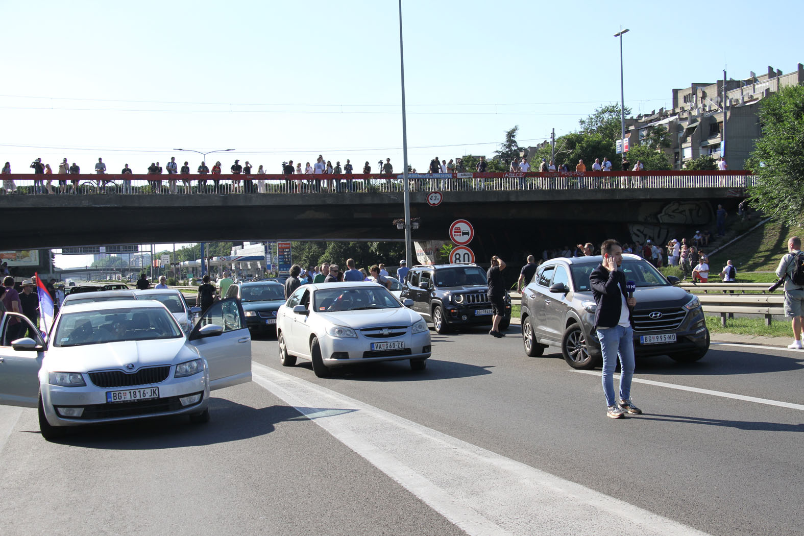 Slike koje su obeležile blokade auto-puteva u Beogradu i Novom Sadu (FOTO) 10