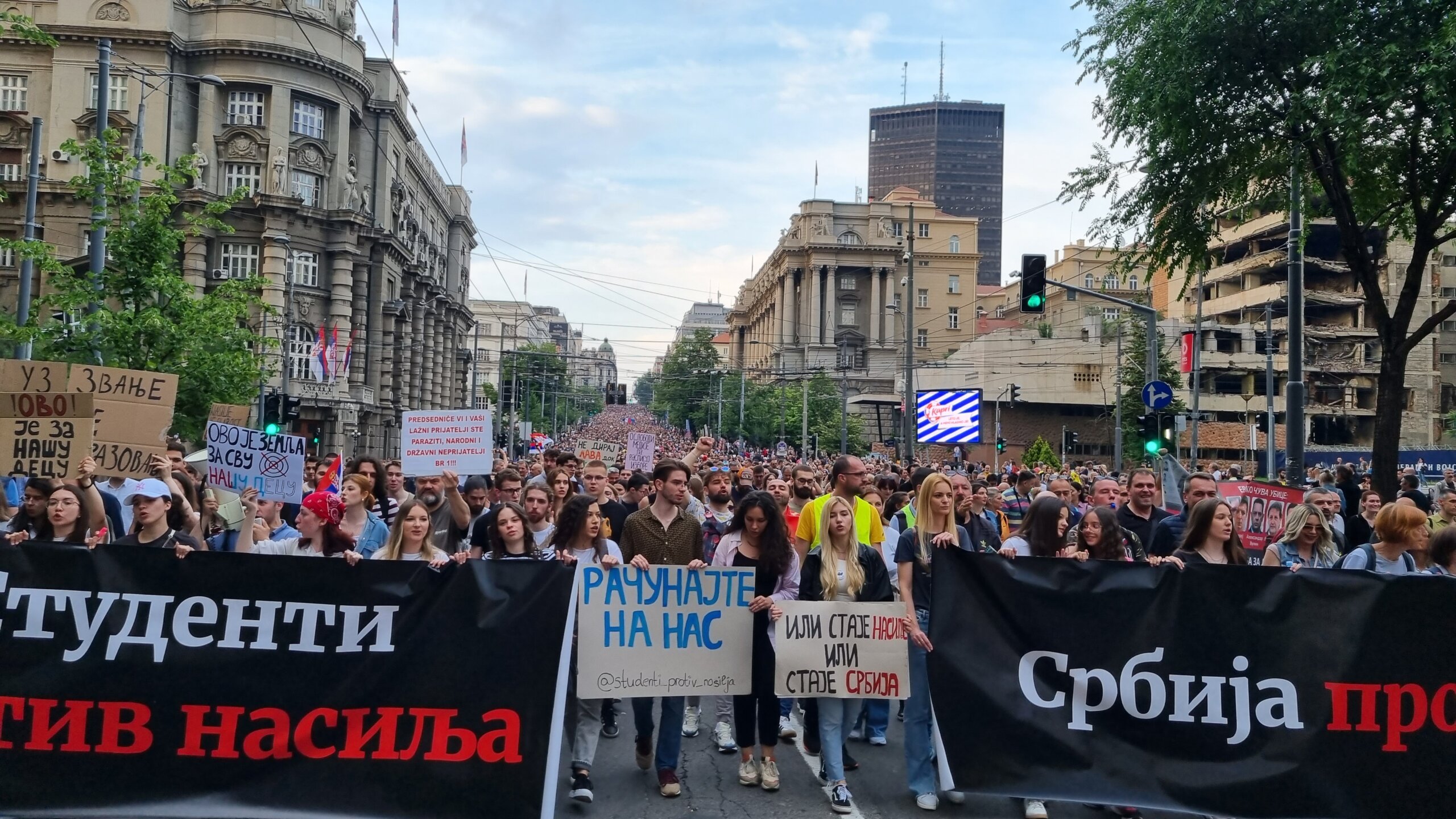 (FOTO) Kako je izgledao sedmi protest "Srbija protiv nasilja" 6