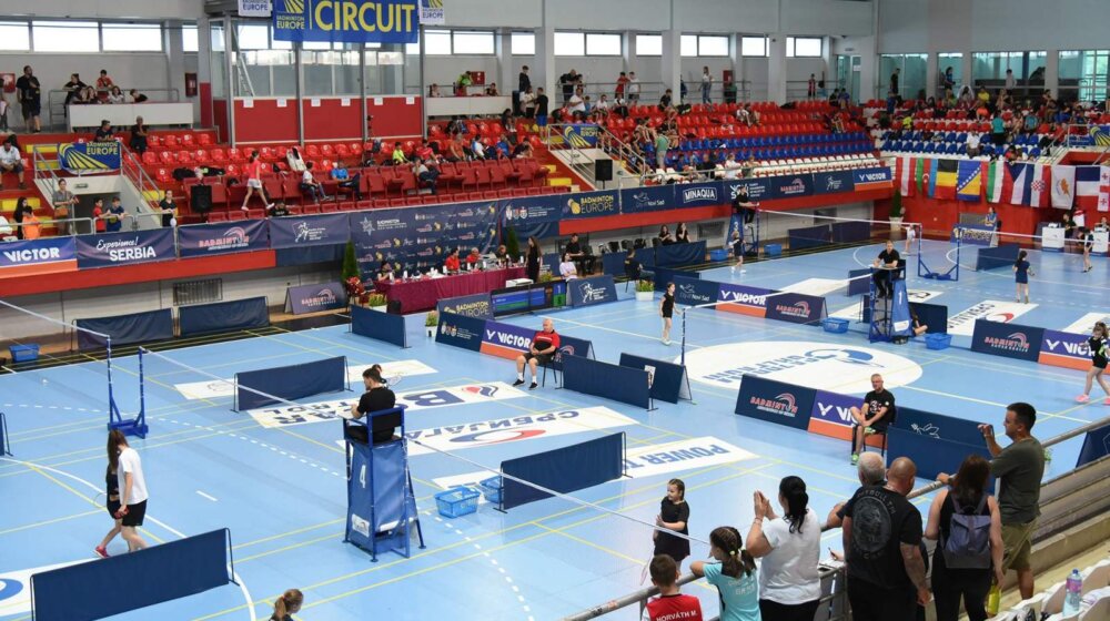 Više od 400 takmičara mlađih od 17 godina na turniru u badmintonu u Novom Sadu 1
