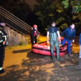 U Kragujevcu i Topoli čamcima evakuisano 28 ljudi, u Aranđelovcu vanredno stanje 5