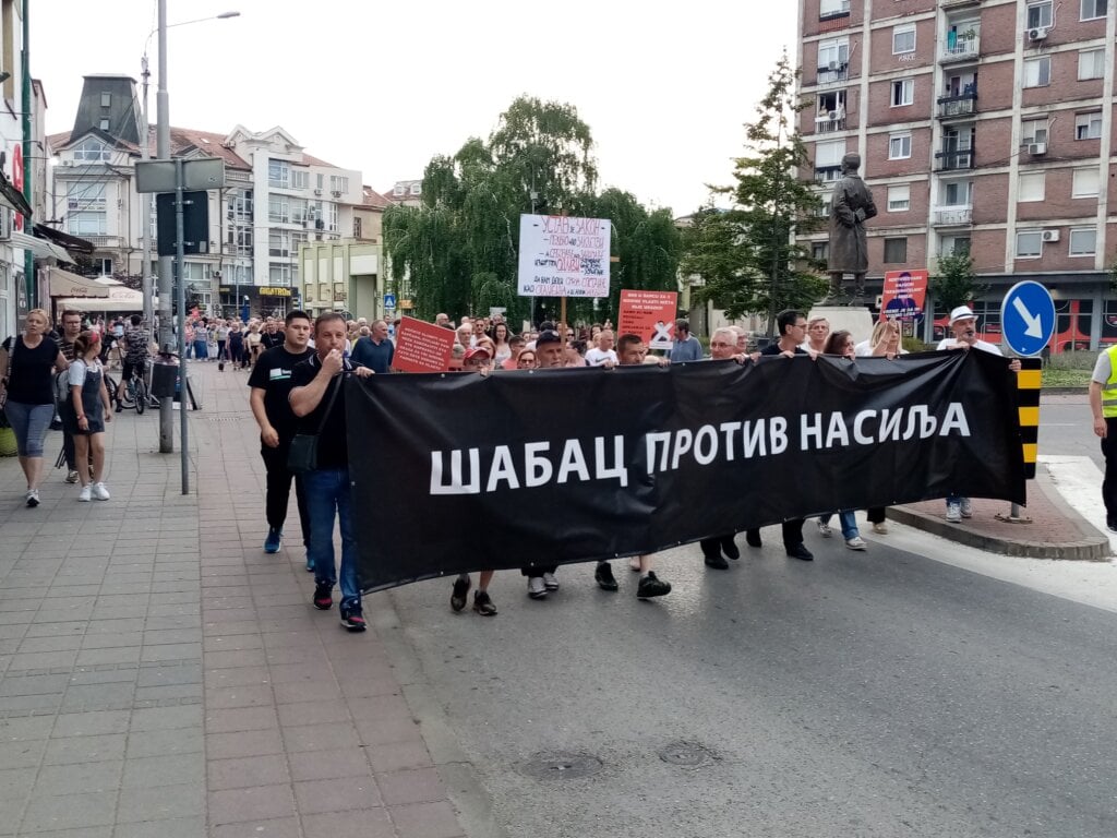 Protest "Srbija protiv nasilja" u Šapcu: Vlast gaji i podstiče nasilje 2