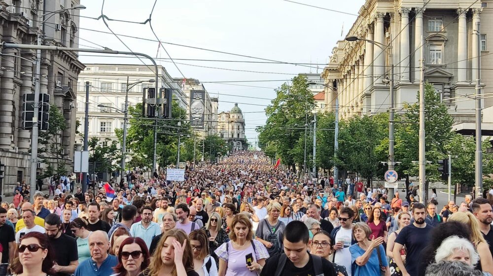 U Srbiji ne može slobodno da se glasa: Autorski tekst Dragana Erakovića 1