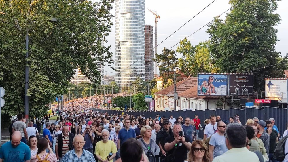 (FOTO, VIDEO) Kako je izgledao deveti protest „Srbija protiv nasilja“ 2