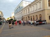 “Nećemo dozvoliti da nasilje definiše našu budućnost”: Održan treći protest “Srbija protiv nasilja” u Subotici 18