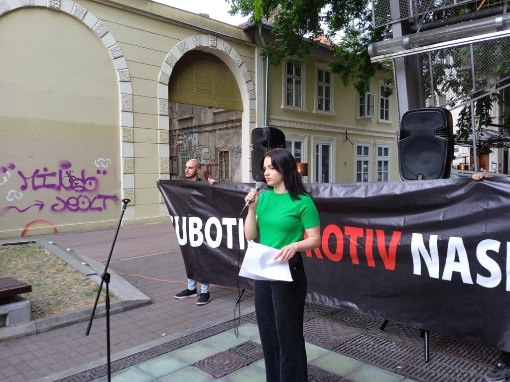 "Moramo zaštititi našu decu, moramo sprečiti nasilje nad njima": Održan četvrti protest "Srbija protiv nasilja" u Subotici 3