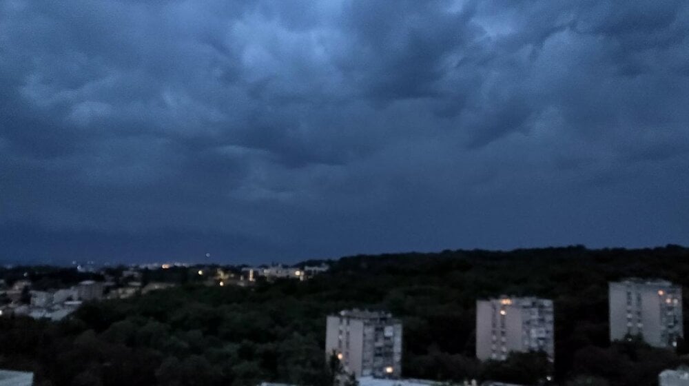 Nesvakidašnji prizor na nebu iznad Srbije, Nedeljko Todorović objasnio o čemu se radi (VIDEO) 1