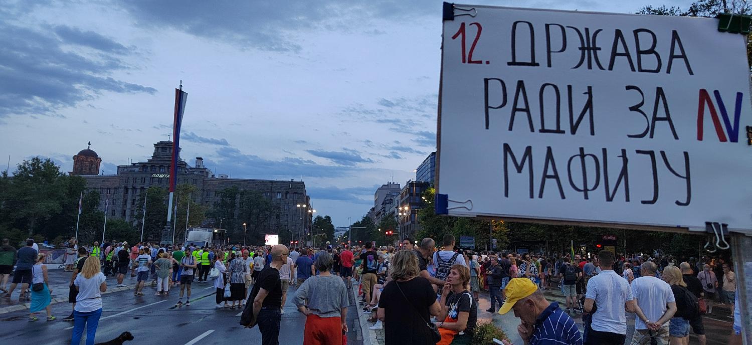 „Medijskom turom“ kroz Beograd: Kako je izgledao dvanaesti protest „Srbija protiv nasilja“ (FOTO) 9