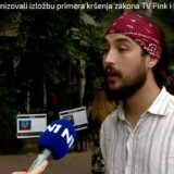 Mladi protiv nasilja postavili izložbu sa primerima kršenja zakona TV Pink i Hepi 2