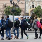 Novi Sad: Maloletni huligani napadaju osnovce na Novom naselju 14