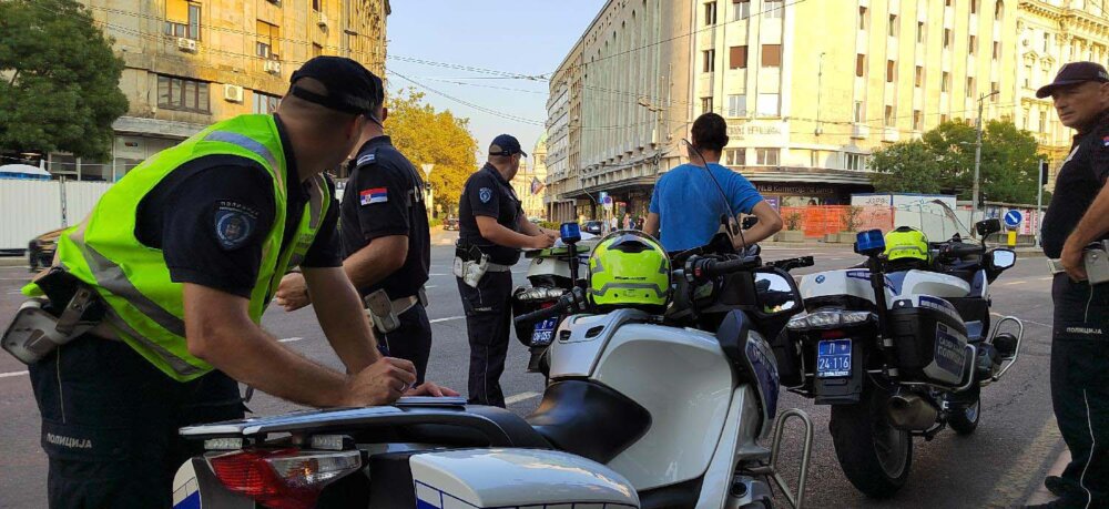 U Srednjoj školi unutrašnjih poslova u Sremskoj Kamenici profesori trpe ponižavanja i mobing direktorke: Šestoro dobilo otkaz pred početak nastave 4