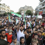 Demonstranti u Siriji upali u kancelarije vladajuće stranke, blokirali put zbog gladi i siromaštva 6