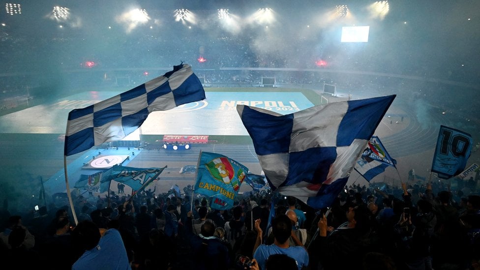 Fans of SSC Napoli celebrate their side's first goal scored by Victor Osimhen of SSC Napoli