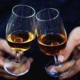 Francuska i vino: Pariz će potrošiti 200 miliona evra da bi uništio velike količine pića koje se sve manje traži 5