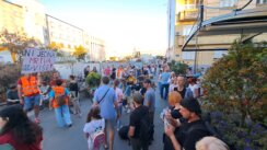 "Vama je stalo do privilegija, nama do slobode": Održan deseti protest „Novi Sad protiv nasilja“ 4