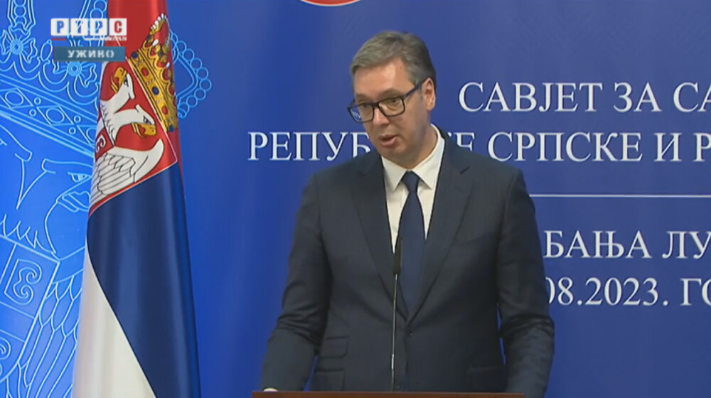 Vučić u Banjaluci: Srbija će se odnositi prema sankcijama SAD kao da ne postoje 1