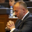 Šta je Ramuš Haradinaj rekao o zatvaranju ekspozitura Pošte Srbije na Kosovu 12