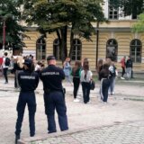 Sindikat prosvetnih radnika Bačka Palanka za sutra najavio štrajk i protest zbog napada na profesora 8