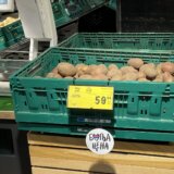 "Po 'Boljoj ceni' nema hleba i majoneza": Pitali smo građane da li su "pohrlili" u markete nakon sniženja (FOTO) 4