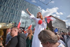 (FOTO) Hiljade građana na protestu u Varšavi, opozicija najavljuje veliku promenu 6
