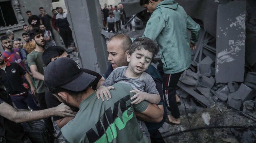 Najmanje 140 ljudi ubijeno u izraelskom bombardovanju Gaze protekle noći 1