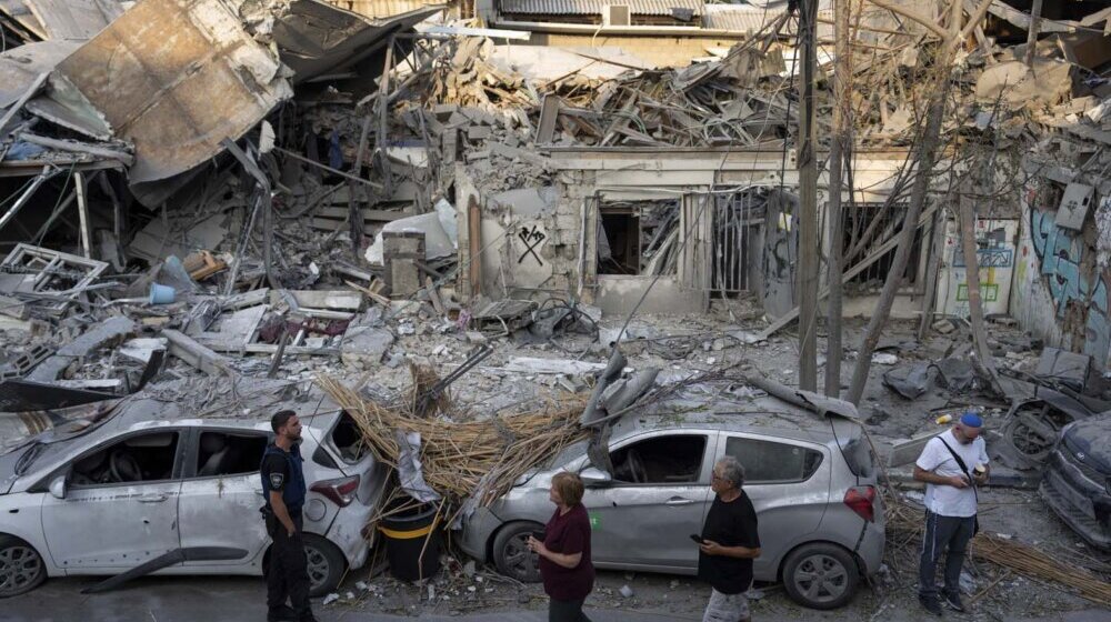 BLOG UŽIVO: Palestinci u Gazi beže od bombi i prave zalihe hrane, izraelski parlament odobrio formiranje ratnog kabineta 1