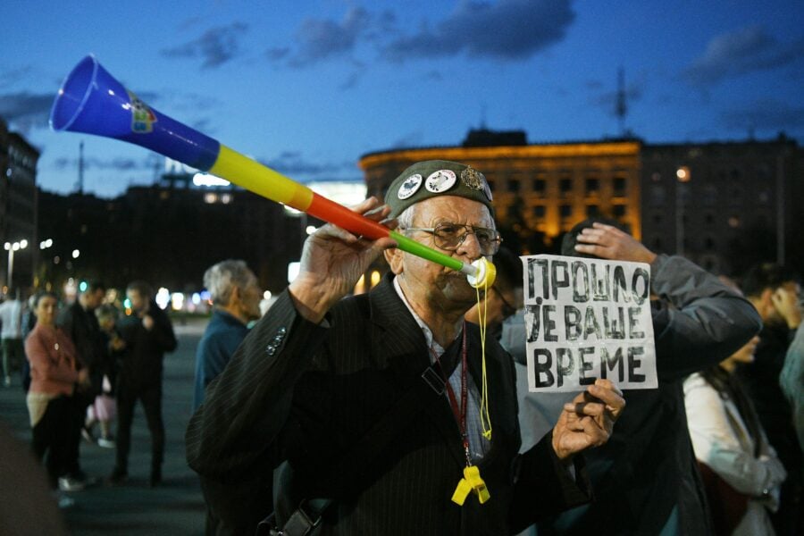 Protest u Beogradu u 10 fotografija (FOTO) 3