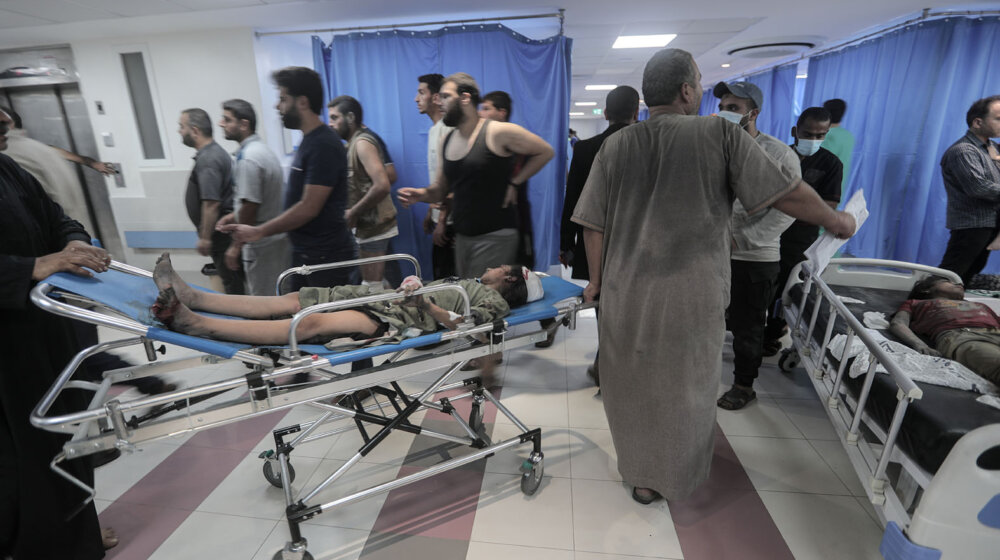 Lekari u Gazi: Hiljade ljudi će umreti u bolnicama, zdravstvene ustanove nemaju hrane i vode 1