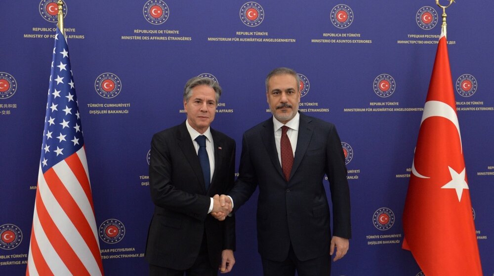 Blinken i šef turske diplomatije u Ankari 1