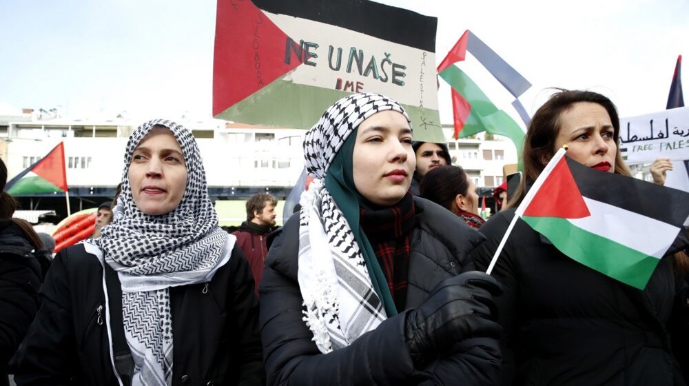 (FOTO) U Zagrebu održan protest za Palestinu: “Zaustavimo genocid kojem svedočimo!” 1