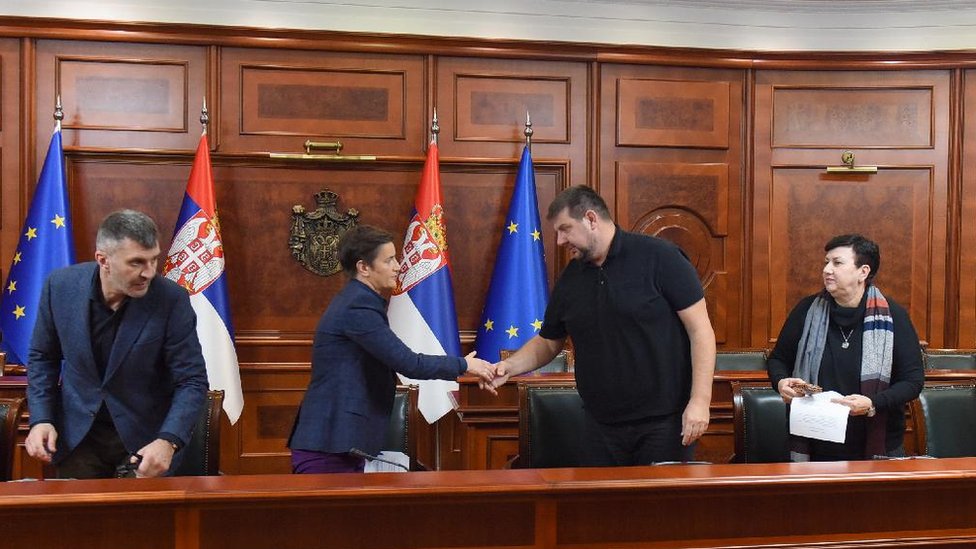 Brnabić, poštari