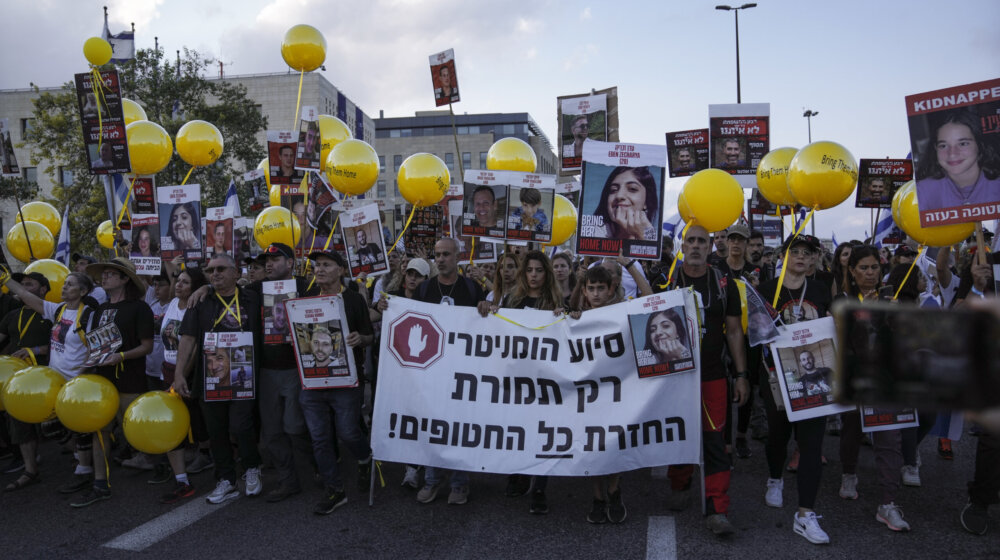 Učesnici marša za taoce protestovali ispred Netanjahuovog kabineta u Jerusalimu 1