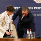 Ana Brnabić podelila film o progonu Vučića (VIDEO) 7