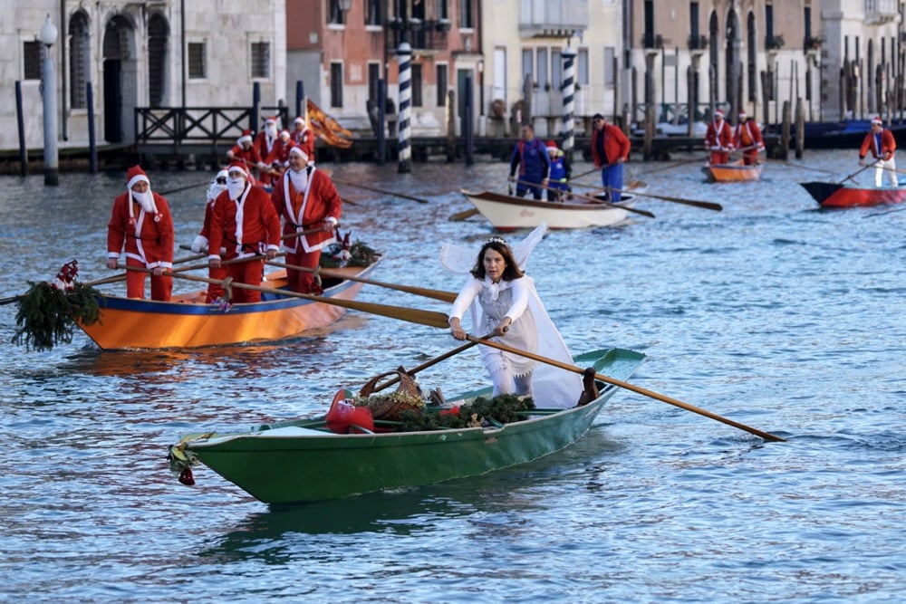 Regata Deda Mrazova u Veneciji (FOTO) 2